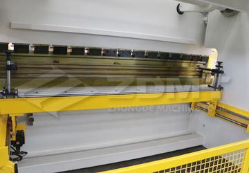 后擋料.jpg 后擋料.jpg